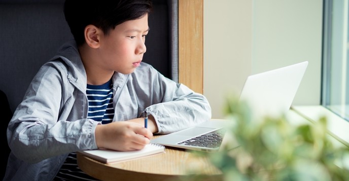 distance_learning_solutions_to_mitigate_school_closures-c-myboysme-shutterstock